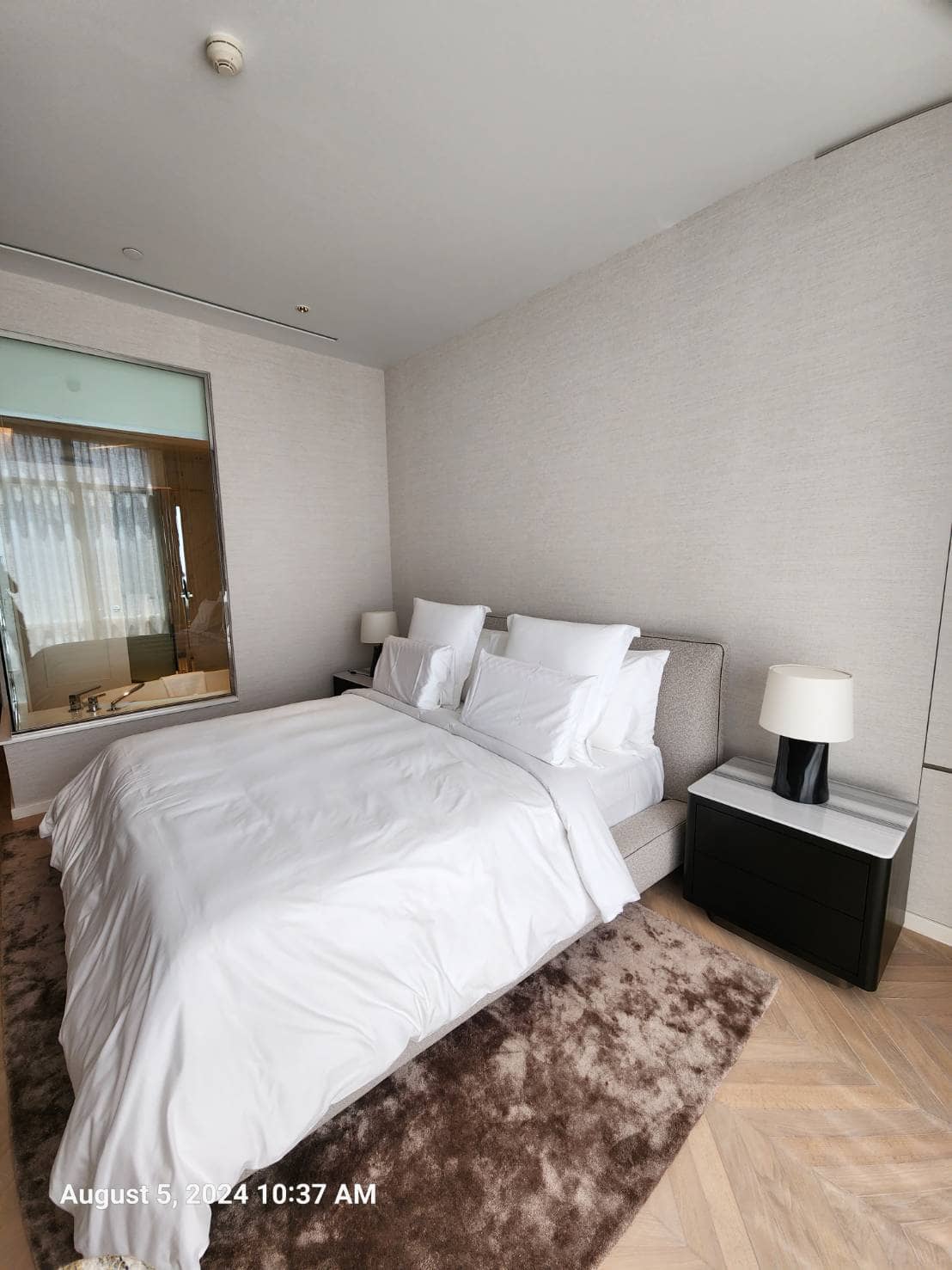 Four Seasons Private Residences Bangkok, unit published on the PropertyScout card