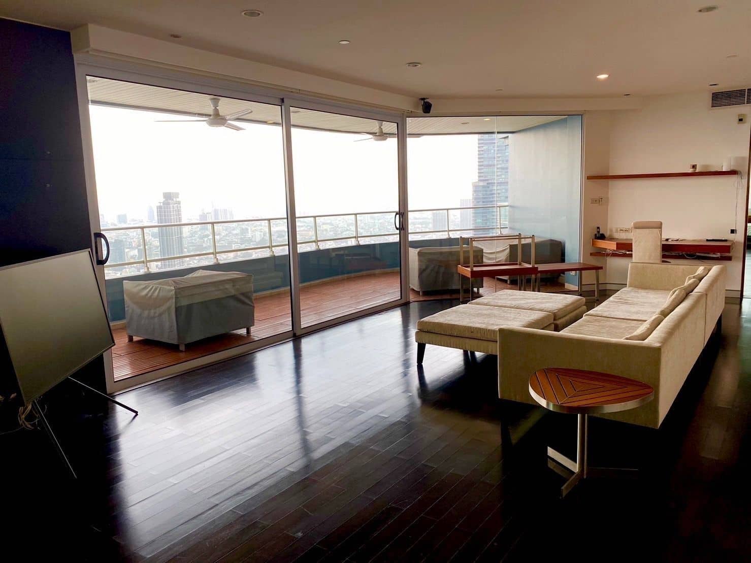 Watermark Chaophraya, living room published on the PropertyScout card