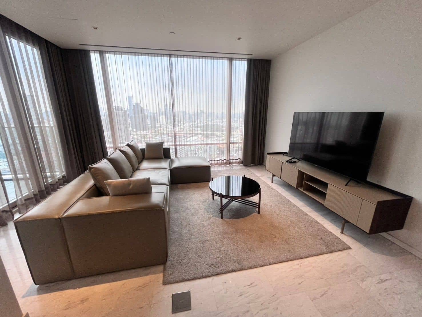 Four Seasons Private Residences Bangkok, living room published on the PropertyScout card