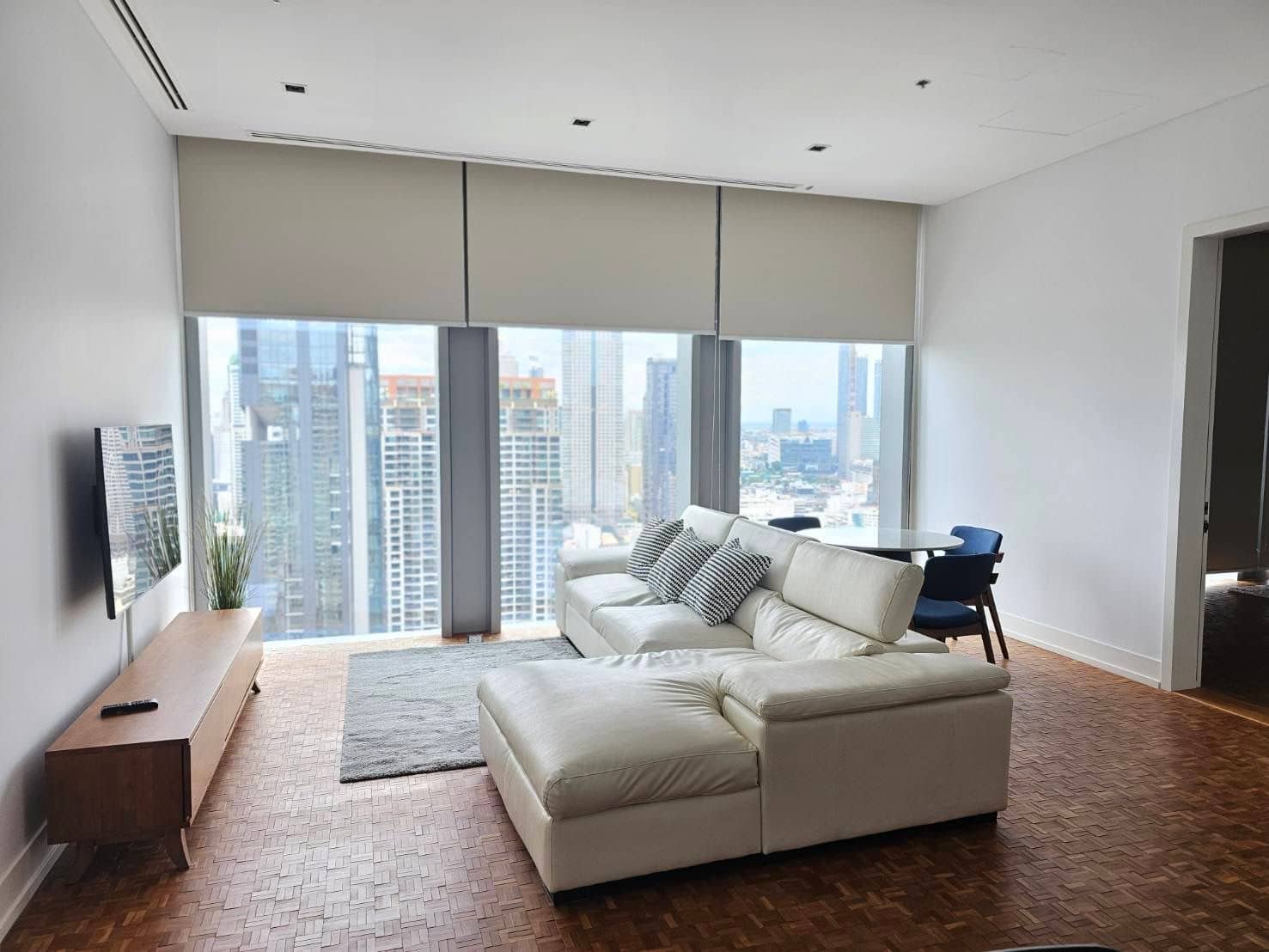 The Ritz-Carlton Residences Bangkok, unit published on the PropertyScout card