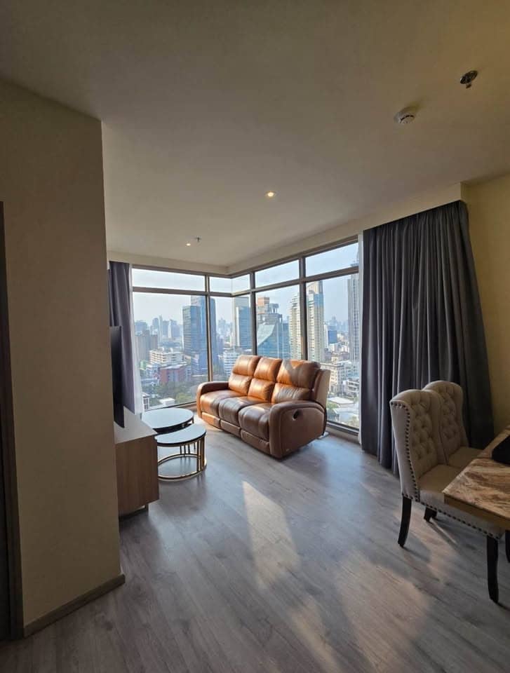 Rhythm Ekkamai Estate, living room published on the PropertyScout card