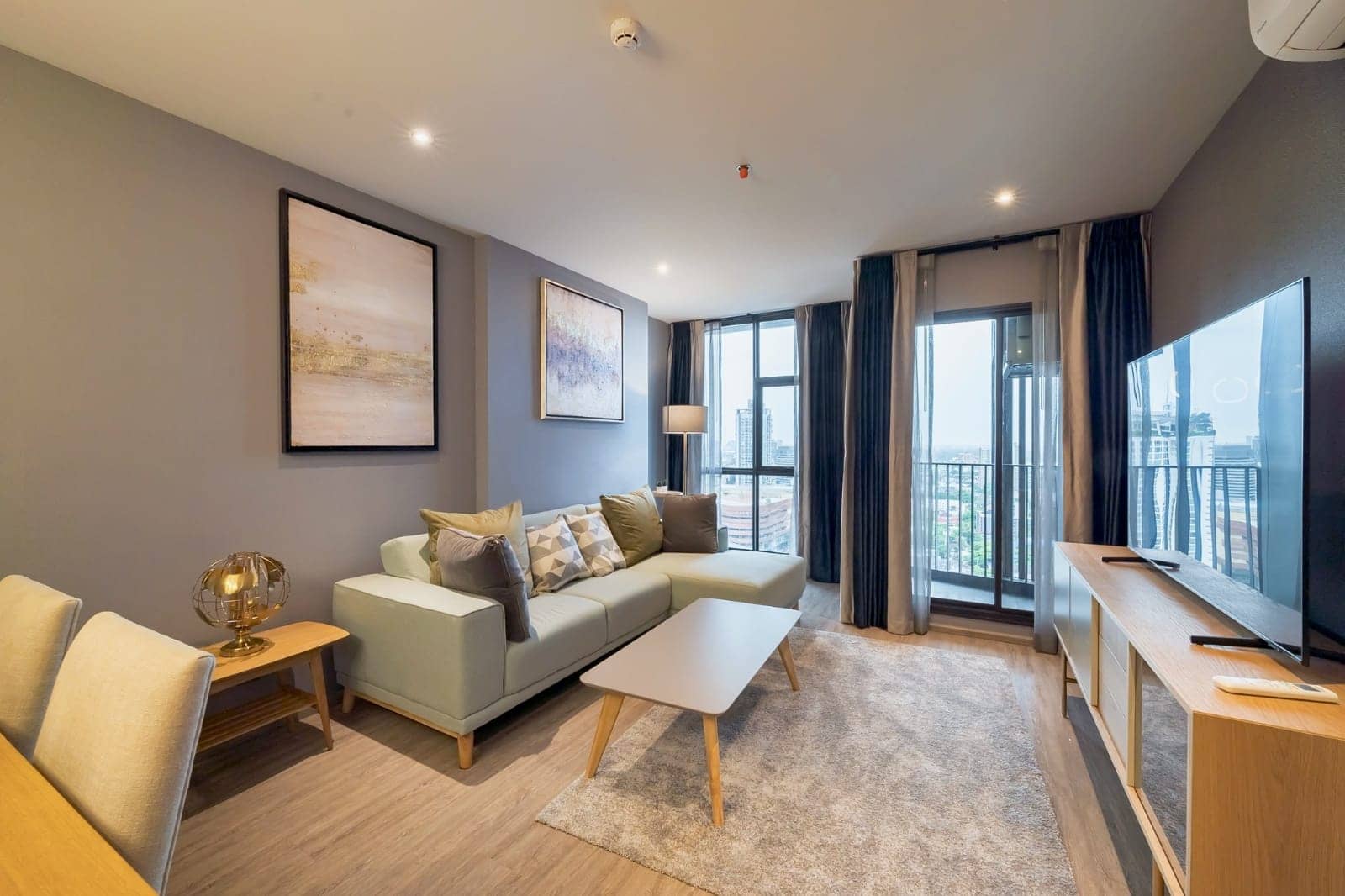 Rhythm Ekkamai, living room published on the PropertyScout card
