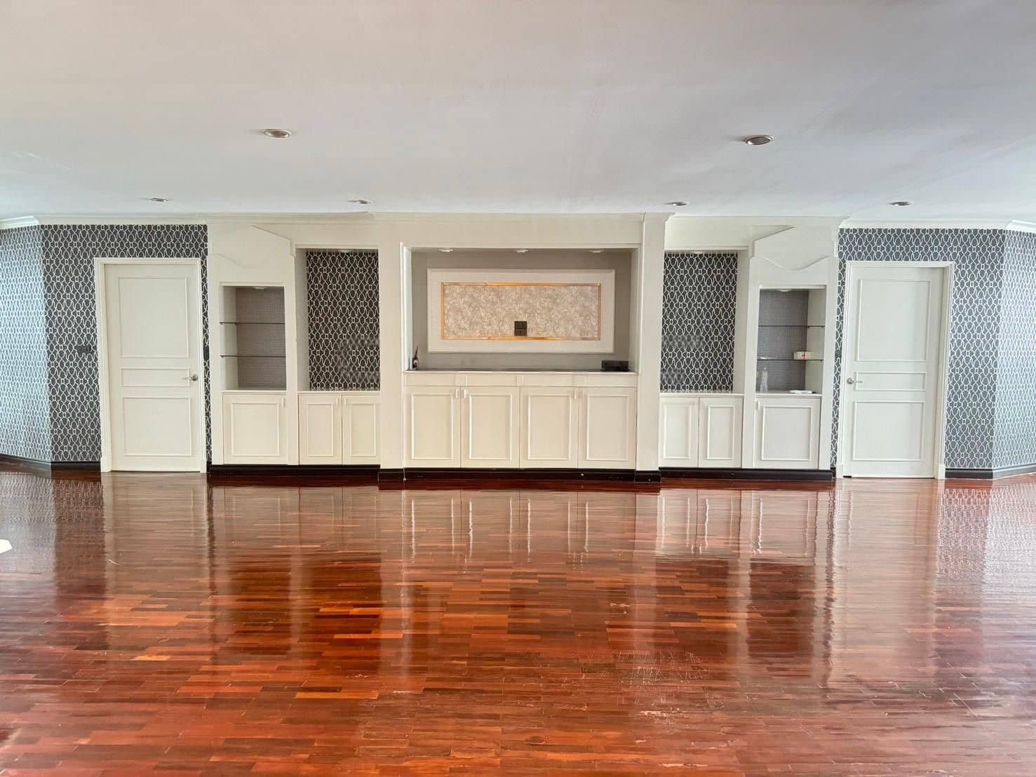President Park, living room published on the PropertyScout card