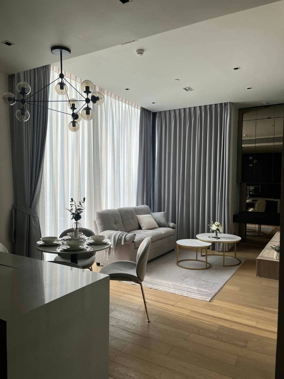28 Chidlom, living room published on the PropertyScout card